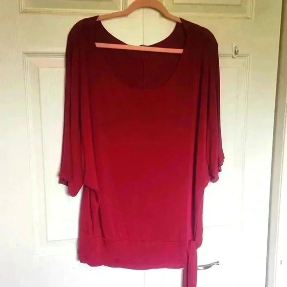 Women's Berry Color Bottom Tie Cotton Tee Size XL ⭐⭐Please read Description 🌟🌟 - Picture 1 of 8